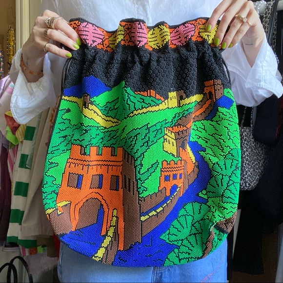 ✨SOLD✨ vintage great wall of china beaded bag - Picture 12 of 14